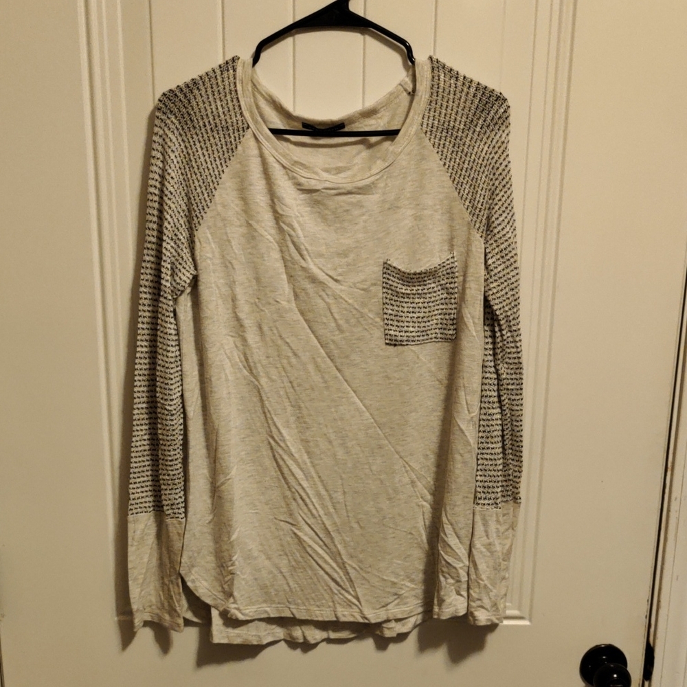Elegant Cream and Gray Long Sleeve Top